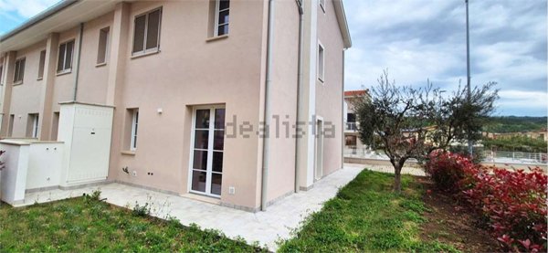 casa indipendente in vendita a Montale