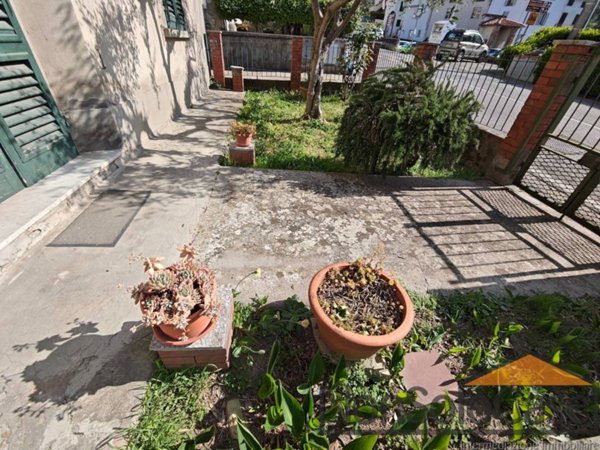 casa indipendente in vendita a Montale in zona Fognano