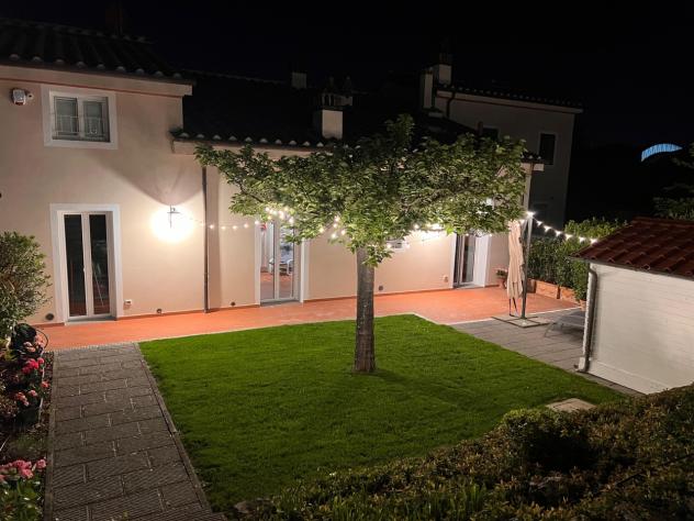 casa semindipendente in vendita a Montale