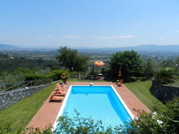 casa indipendente in vendita a Montale