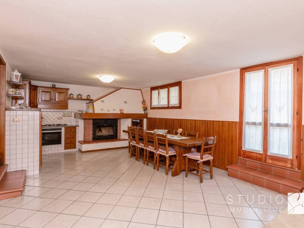 appartamento in vendita a Montale