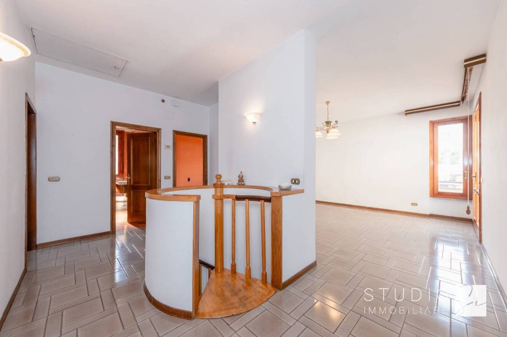casa indipendente in vendita a Montale