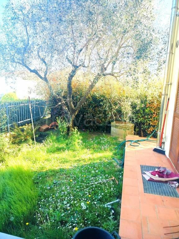 casa indipendente in vendita a Montale