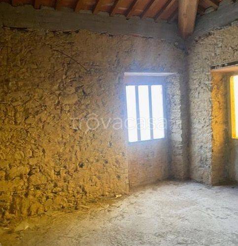 appartamento in vendita a Montale in zona Tobbiana