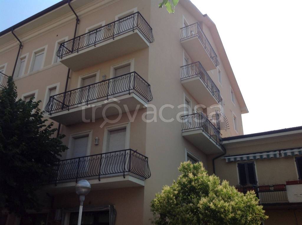 appartamento in vendita a Montecatini-Terme in zona Vico
