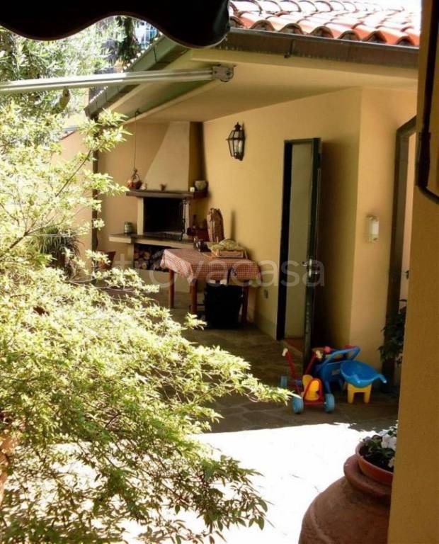 casa indipendente in vendita a Montecatini-Terme in zona Vico