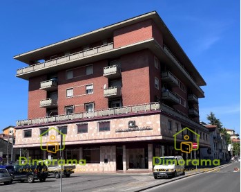 ufficio in vendita a Montecatini-Terme in zona Vico