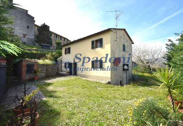 casa indipendente in vendita a Montecatini-Terme in zona Montecatini Alto