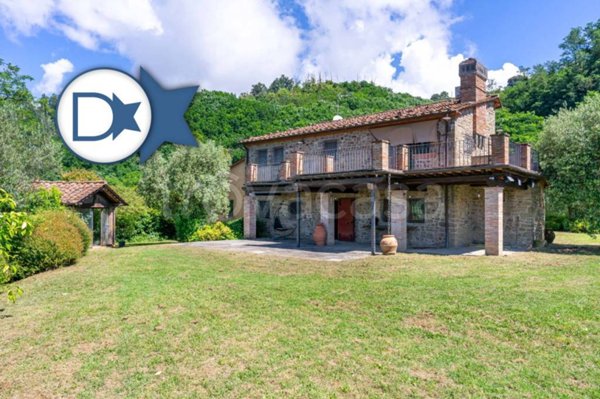 casa indipendente in vendita a Montecatini-Terme in zona Vico
