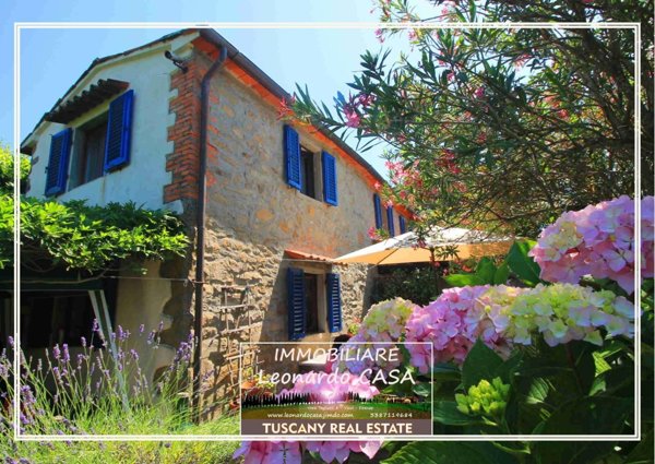 casa indipendente in vendita a Montecatini-Terme