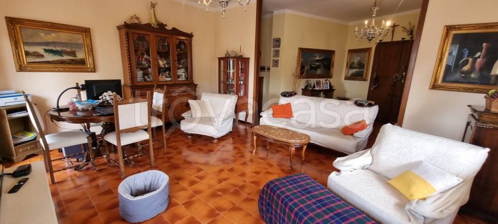 appartamento in vendita a Montecatini-Terme in zona Vico