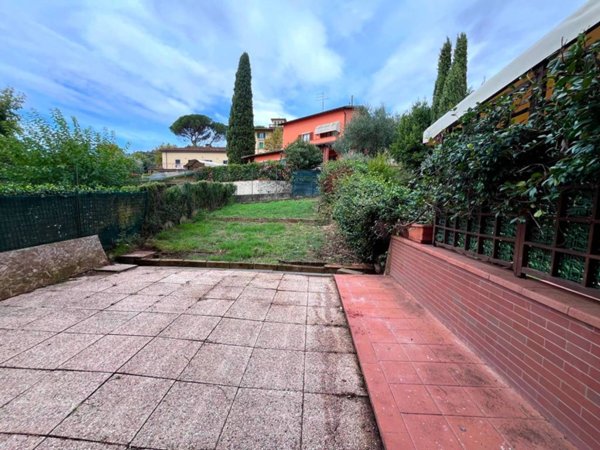 casa indipendente in vendita a Montecatini-Terme in zona Vico