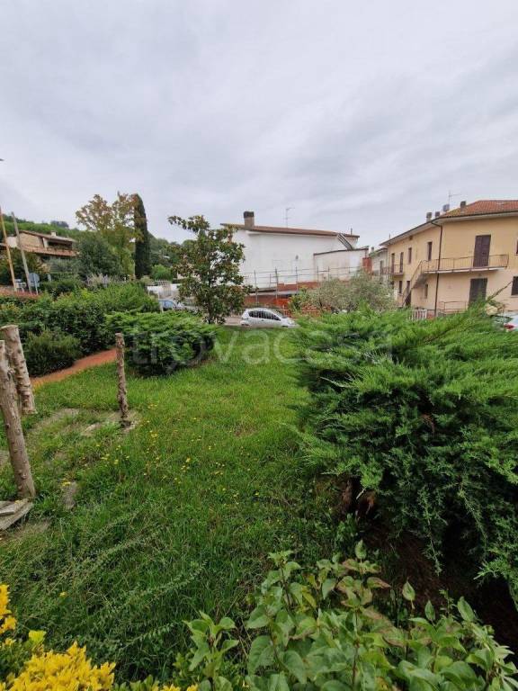 appartamento in vendita a Montecatini-Terme in zona Vico
