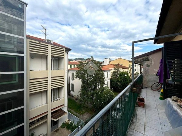 intera palazzina in vendita a Montecatini-Terme