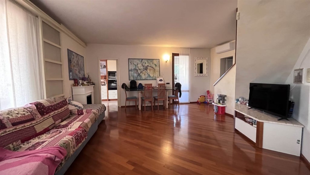 appartamento in vendita a Montecatini-Terme in zona Vico