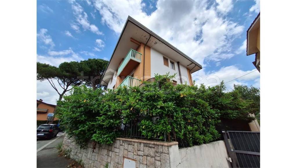 appartamento in vendita a Montecatini-Terme