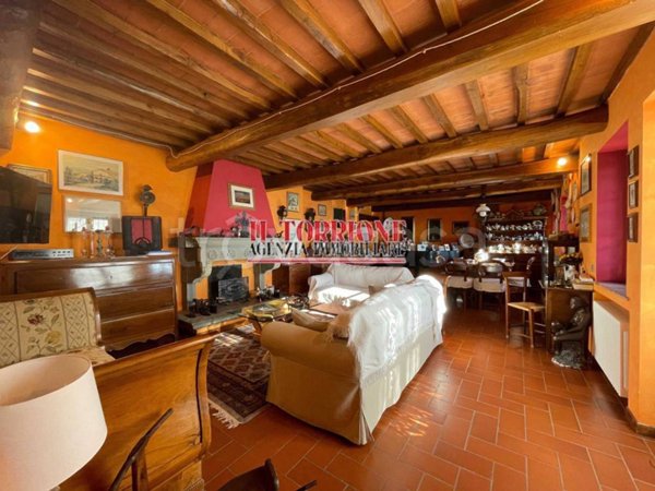 casa indipendente in vendita a Montecatini-Terme in zona Vico
