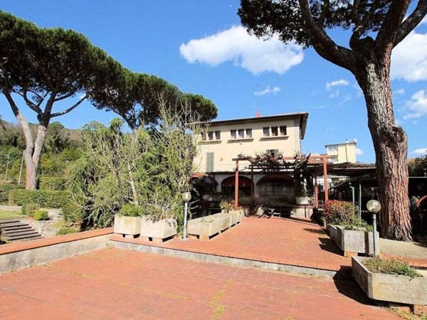casa indipendente in vendita a Montecatini-Terme in zona Vico