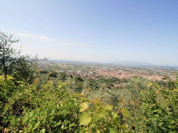 terreno agricolo in vendita a Montecatini-Terme