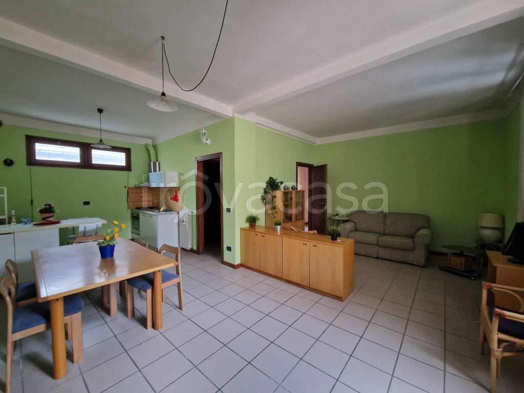 appartamento in vendita a Montecatini-Terme in zona Vico