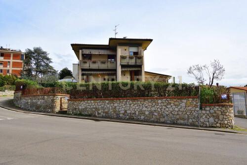 casa indipendente in vendita a Montecatini-Terme in zona Vico