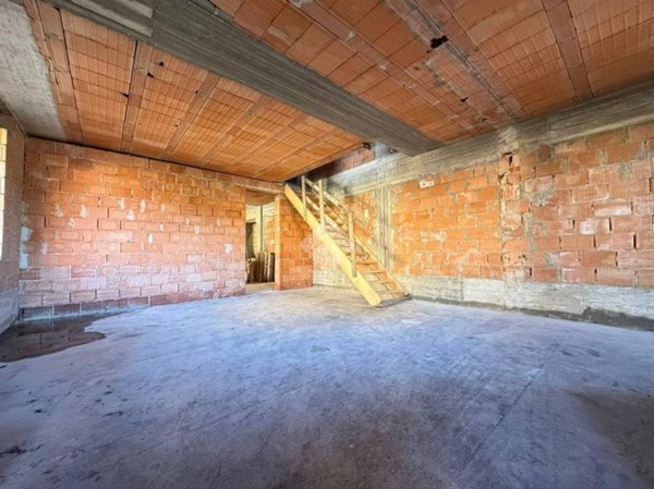 casa indipendente in vendita a Montecatini-Terme in zona Vico