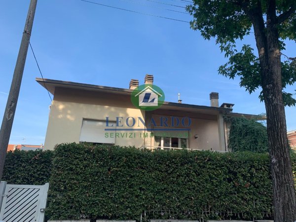 casa indipendente in vendita a Montecatini-Terme