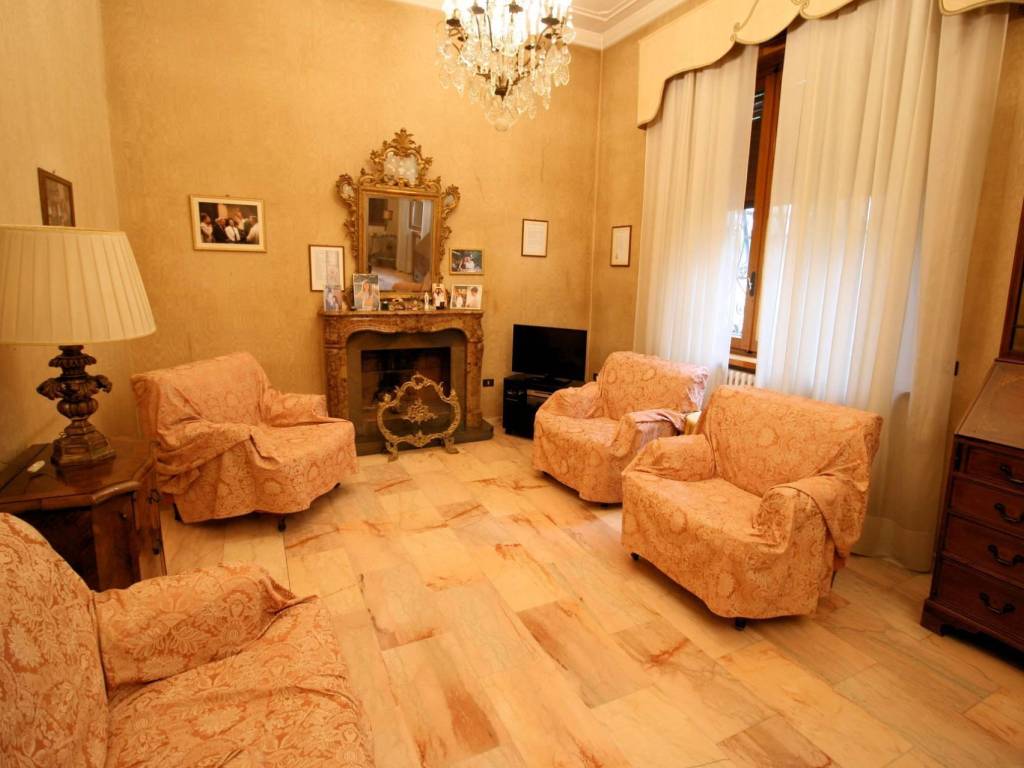 casa indipendente in vendita a Montecatini-Terme in zona Vico