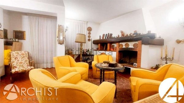 casa indipendente in vendita a Montecatini-Terme