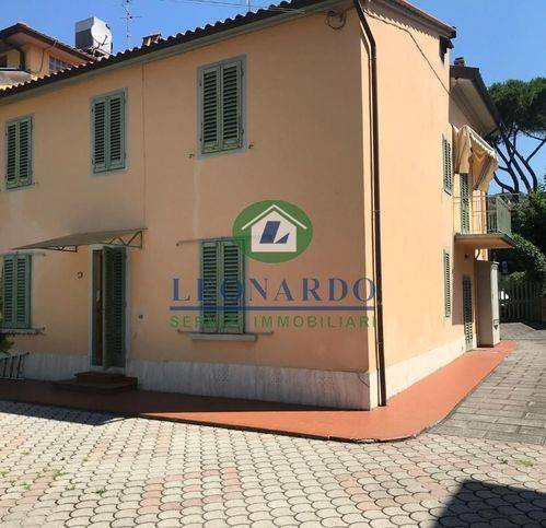 casa indipendente in vendita a Montecatini-Terme in zona Vico