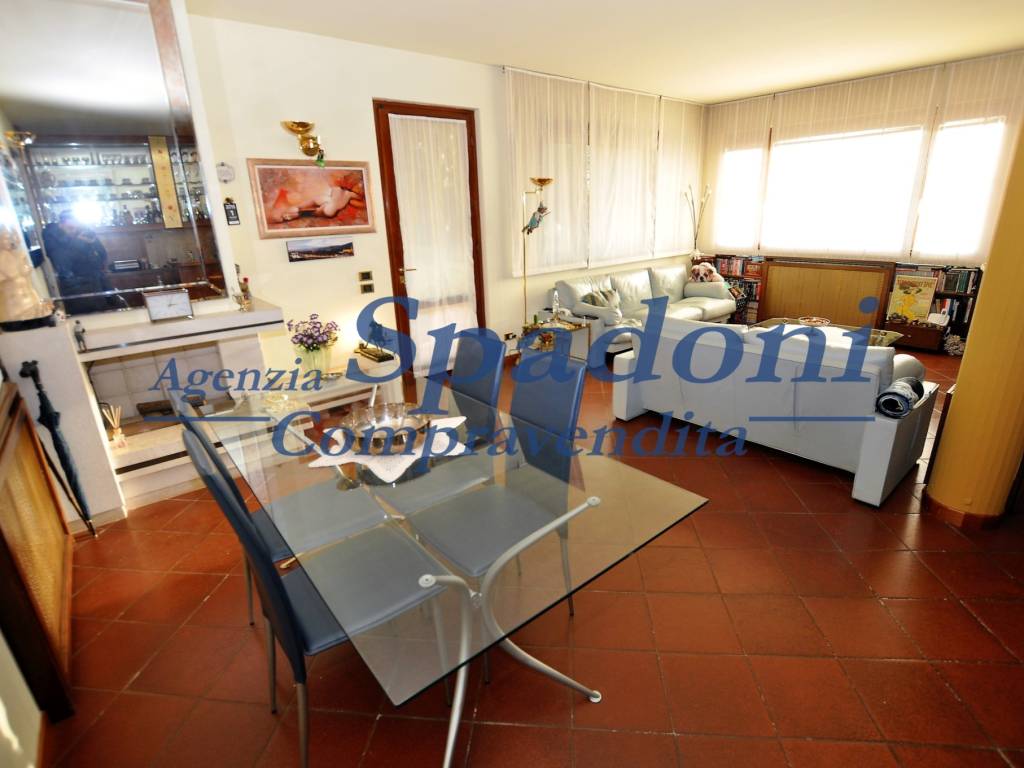 casa indipendente in vendita a Montecatini-Terme in zona Vico