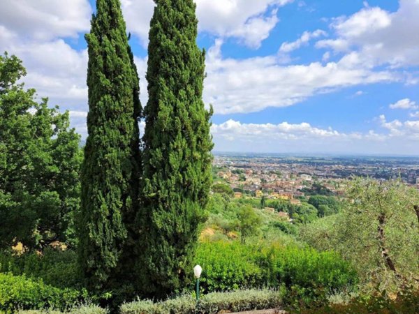 villa in vendita a Montecatini-Terme in zona Vico