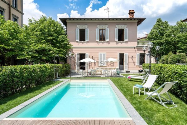 casa indipendente in vendita a Montecatini-Terme