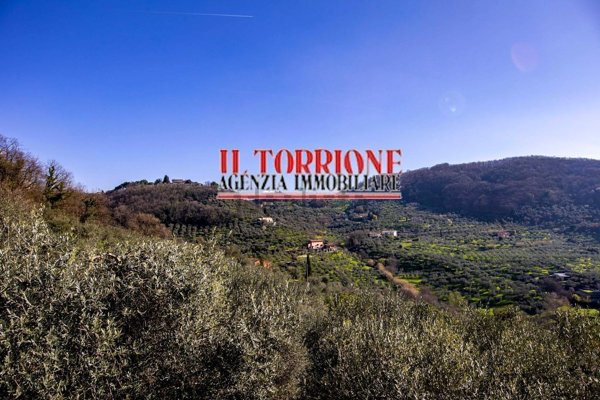 casa indipendente in vendita a Montecatini-Terme