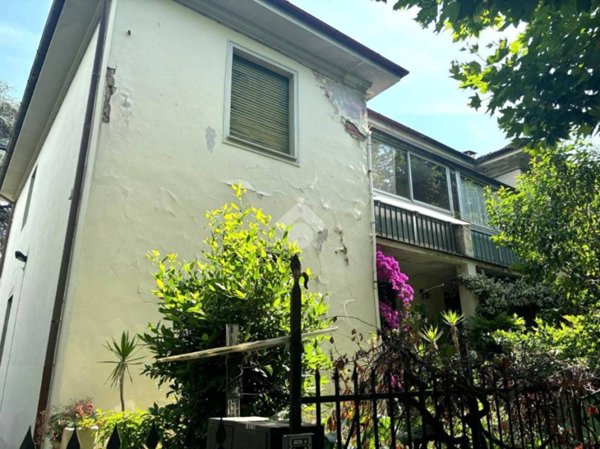 appartamento in vendita a Montecatini-Terme in zona Vico