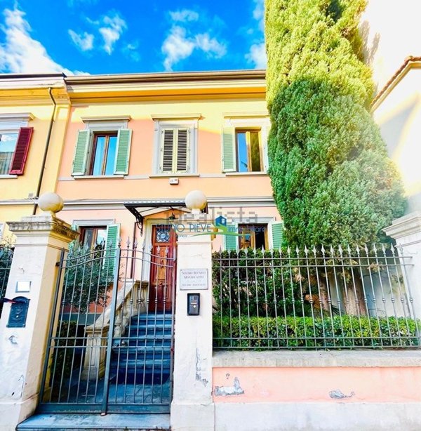 casa indipendente in vendita a Montecatini-Terme