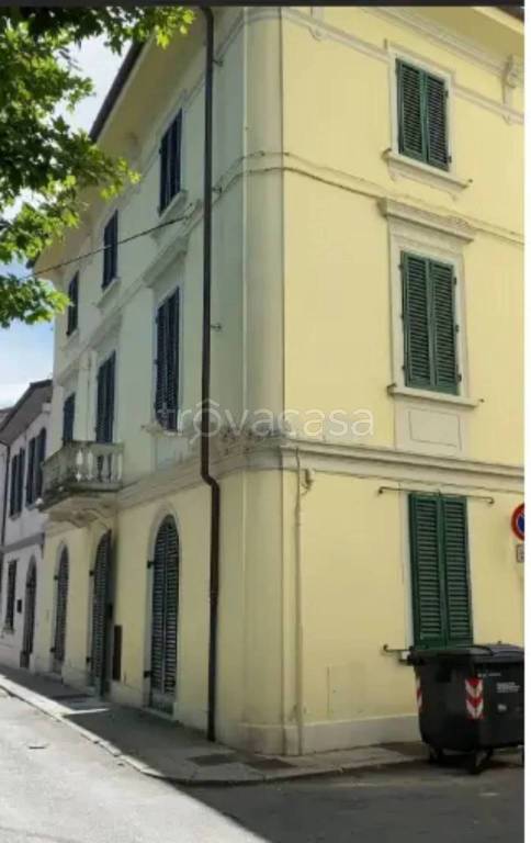 appartamento in vendita a Montecatini-Terme in zona Vico