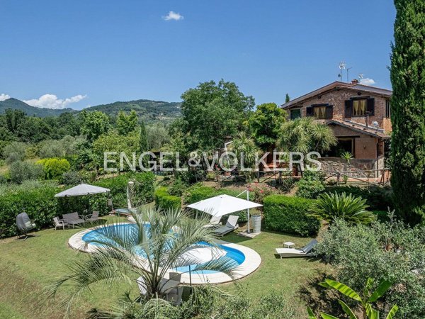appartamento in vendita a Montecatini-Terme