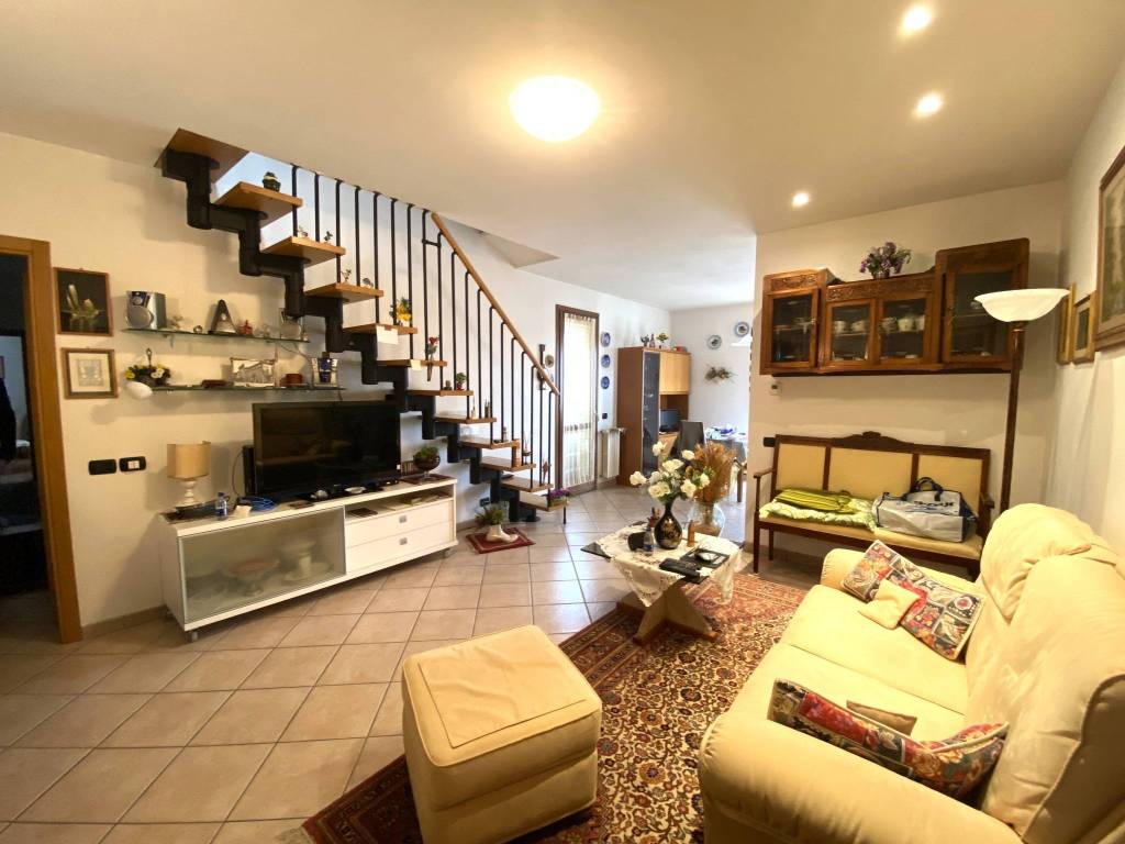 appartamento in vendita a Montecatini-Terme