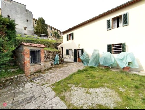 casa indipendente in vendita a Montecatini-Terme in zona Vico