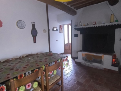 intera palazzina in vendita a Montecatini-Terme