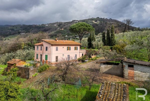 casa indipendente in vendita a Montecatini-Terme in zona Vico