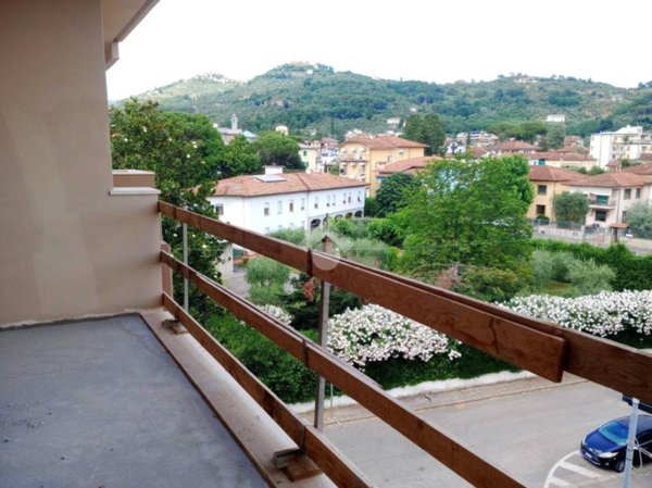 appartamento in vendita a Montecatini-Terme in zona Vico