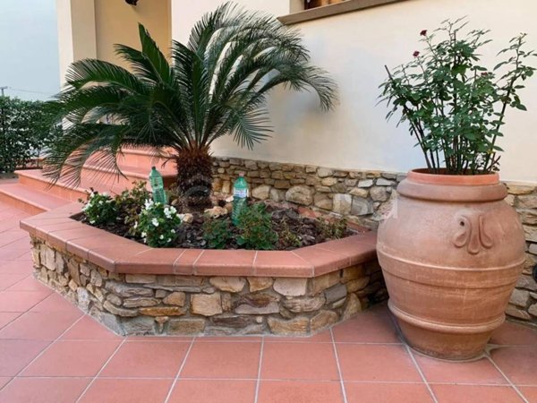 casa indipendente in vendita a Montecatini-Terme in zona Vico