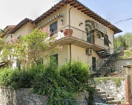 appartamento in vendita a Montecatini-Terme in zona Vico