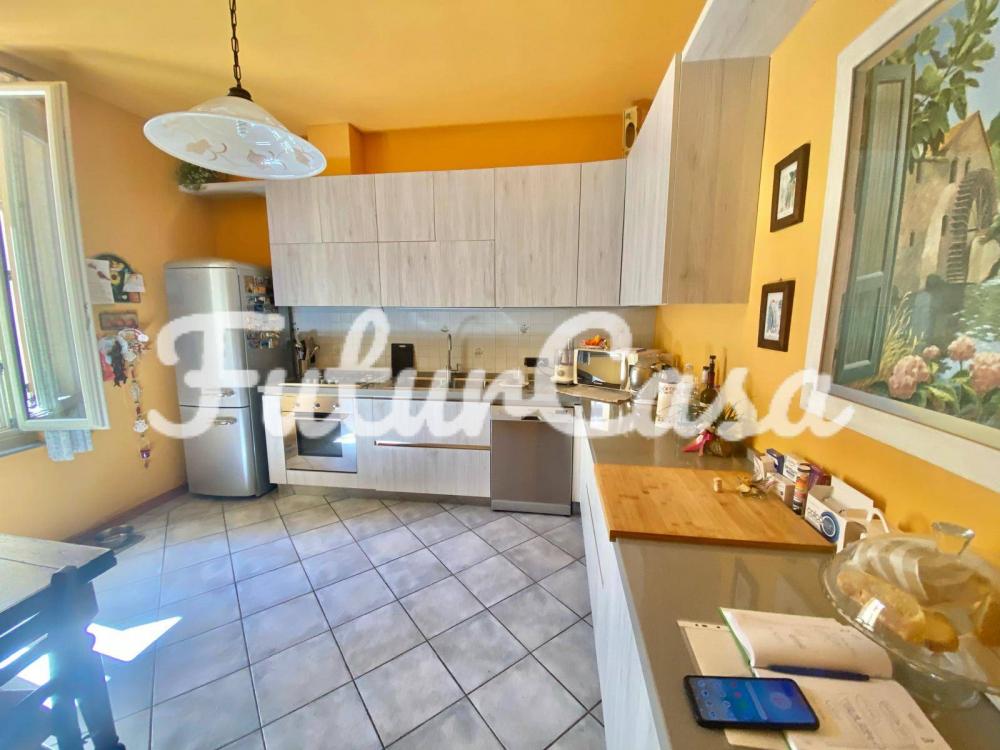 casa indipendente in vendita a Montecatini-Terme