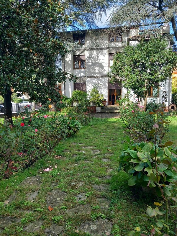 casa indipendente in vendita a Montecatini-Terme
