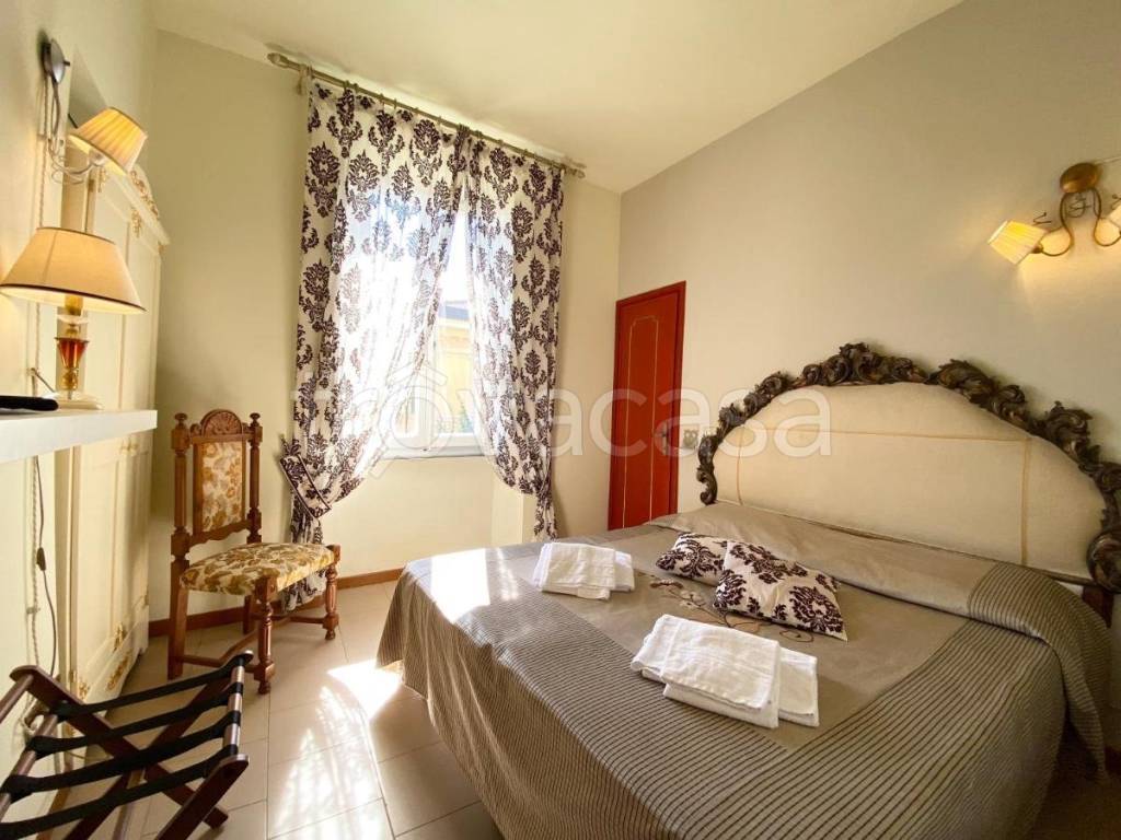 negozio in vendita a Montecatini-Terme in zona Vico