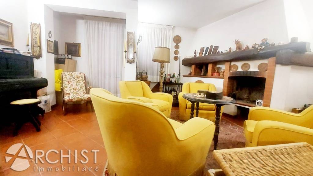 casa indipendente in vendita a Montecatini-Terme in zona Vico