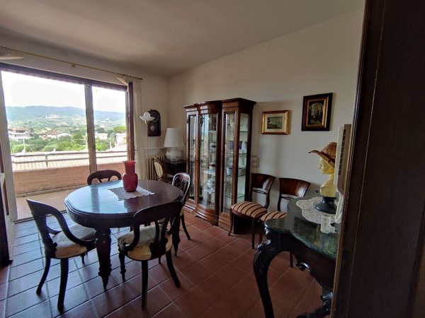 casa indipendente in vendita a Montecatini-Terme